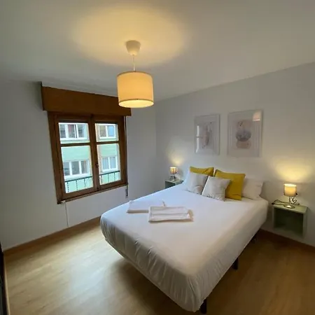Turistico Decano Prendes Appartement Gijón
